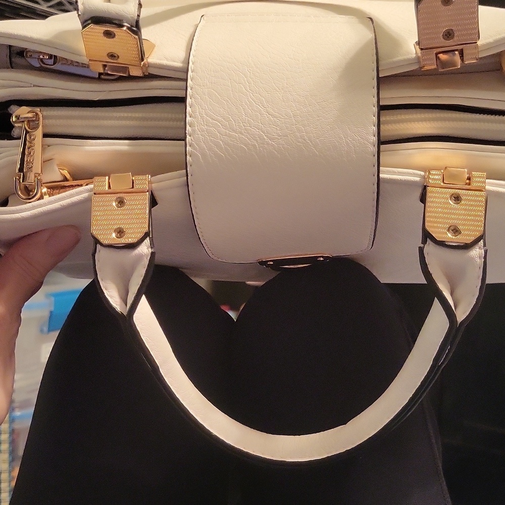 Dasein White Handbag with Adjustable, Detachable Strap & Gold Accents, Like New - Picture 10 of 13